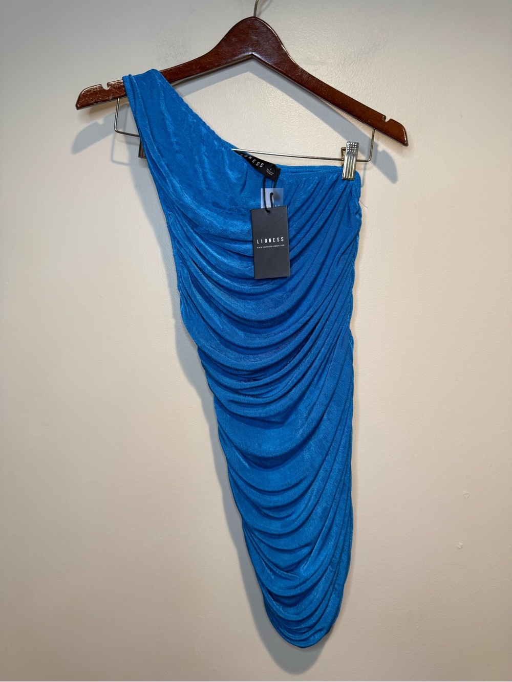 LIONESS THE GODDESS MINI DRESS - Picture 5 of 11